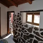 Penzion I Miti Viviendavacacional 3*